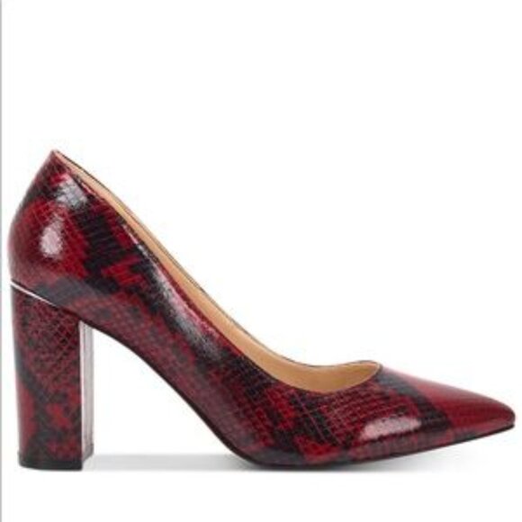 Marc Fisher Women's Viviene Pump Red Snakeskin print Size 9.5 - Picture 2 of 9